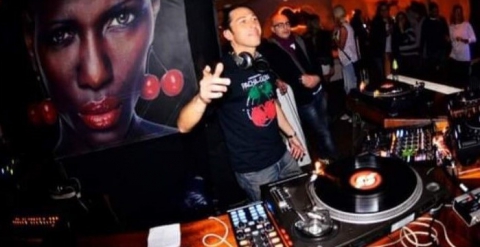 Quando i dj erano i "re" delle notti baresi: la storia di Gaty Lopez e delle discoteche anni 90